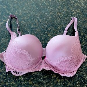 La Senza push up bra— Beyond Sexy— Lilac & Lace